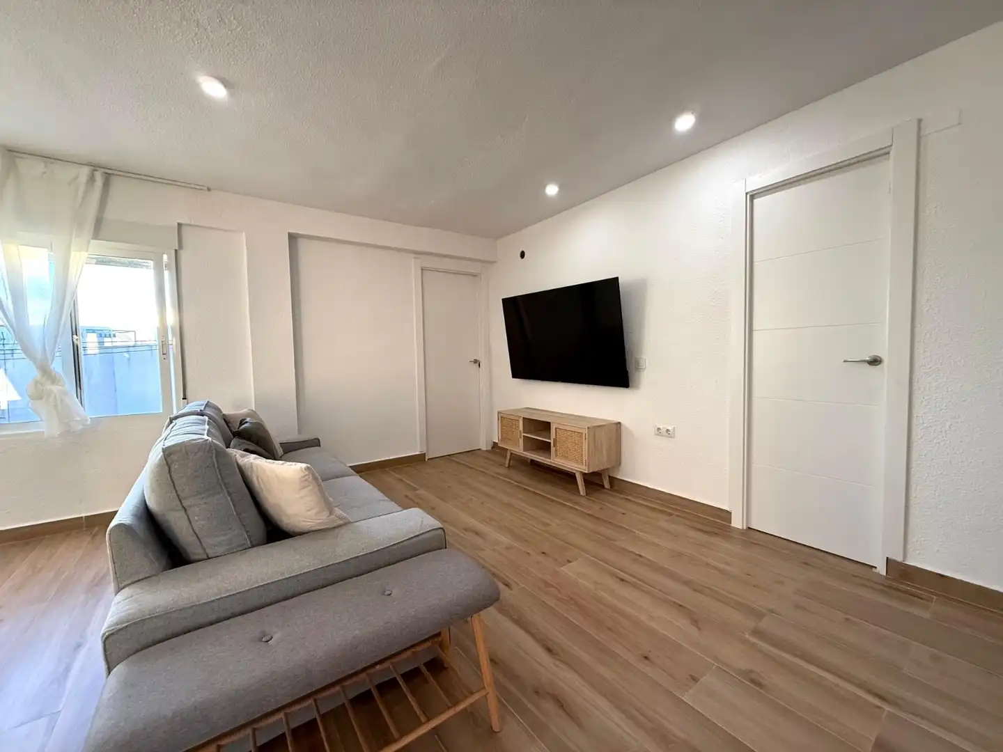 Sala de estar de Apartamento en venta en Catral con Lavadora, Microondas y TV