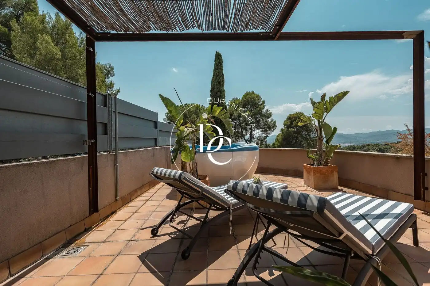 Terrassa de Casa o xalet en venda en Molins de Rei amb Aire condicionat, Calefacció i Jardí privat