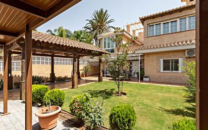 Jardí de Casa o xalet en venda en Roquetas de Mar amb Aire condicionat, Terrassa i Piscina