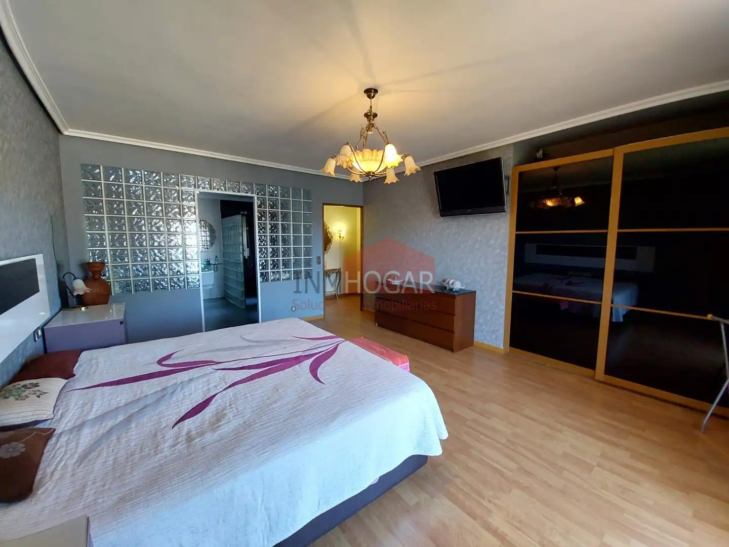 Bedroom of Houses for sale in Sanchidrián  with Private garden, Parquet flooring and Terrace