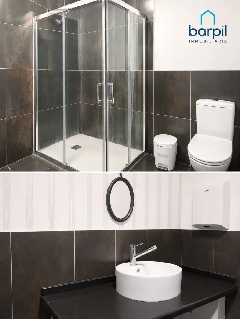 Bathroom of Flat for rent in Vigo   with Private garden, Furnished and Oven