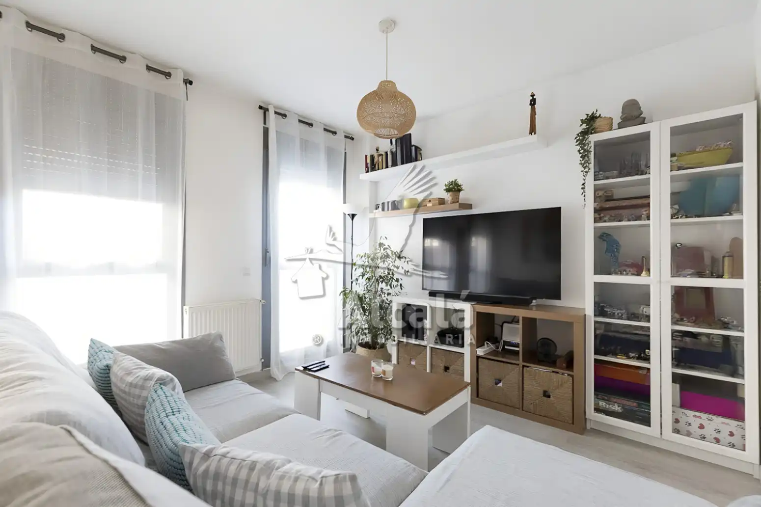 Wohnzimmer von Wohnung zum Verkauf in Villalbilla mit Klimaanlage, Heizung und Terrasse