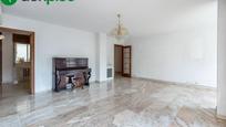 Living room of Flat for sale in  Granada Capital  with Terrace and Balcony