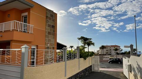 Foto 3 de Casa adosada en venda a Avenida San Francisco, 30, Los Cristianos, Arona