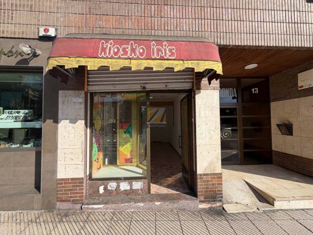 Local comercial en Venta en DARÍO REGOYOS  en Fozaneldi - Tenderina