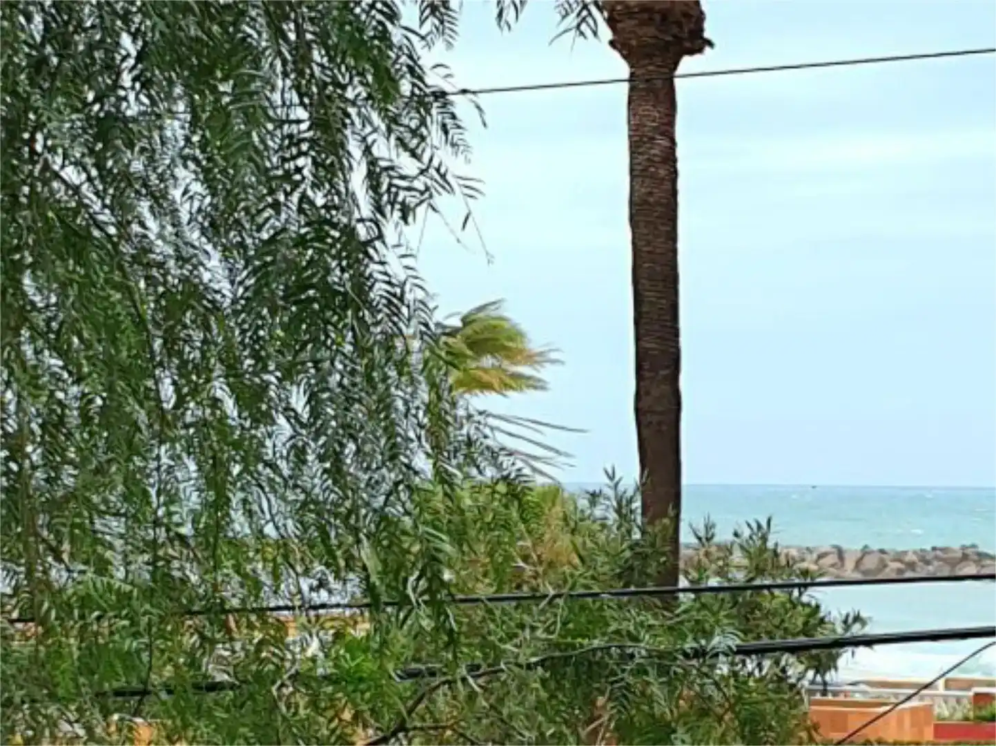 Vista exterior de Casa adosada en venda en Cunit amb Balcó