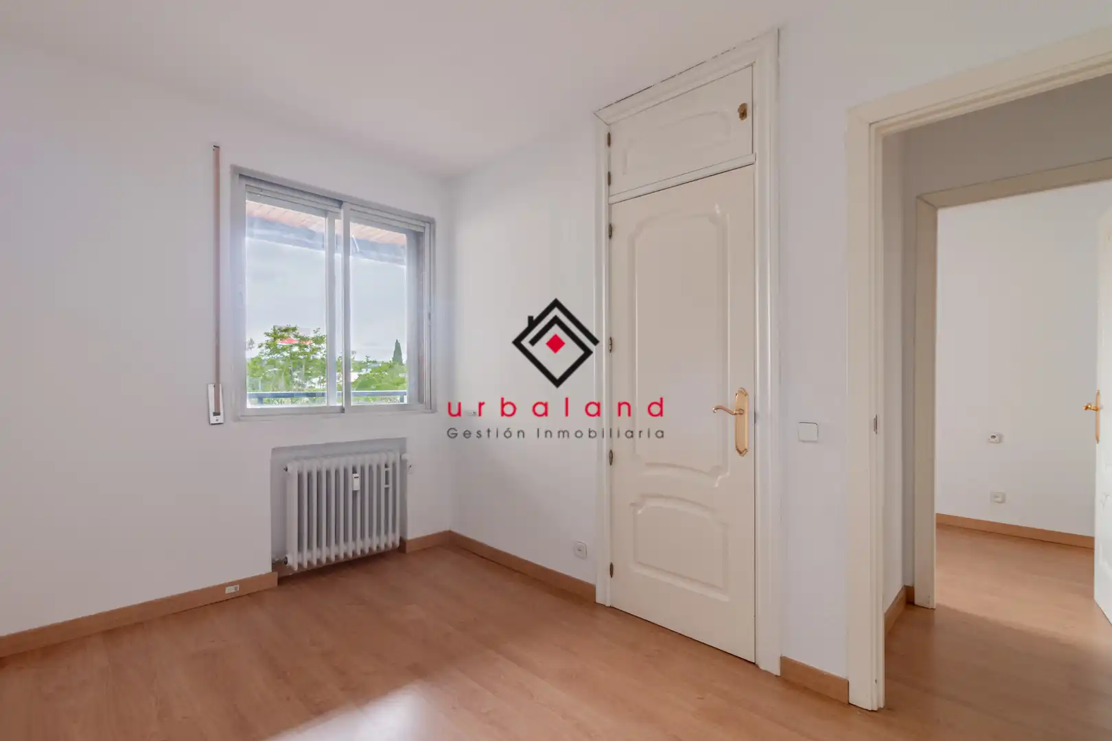 Bedroom of Attic for sale in Madrid  with Air Conditioner, Heating and Terrace