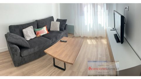 Foto 3 de Piso de alquiler en Plaza Aita Donostia, Basurtu, Bilbao