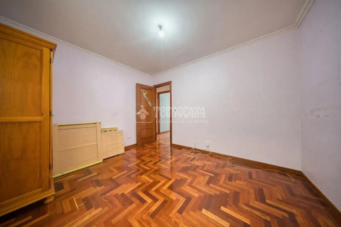 Habitación de Piso en venta en Laguna de Duero con Calefacción y Terraza