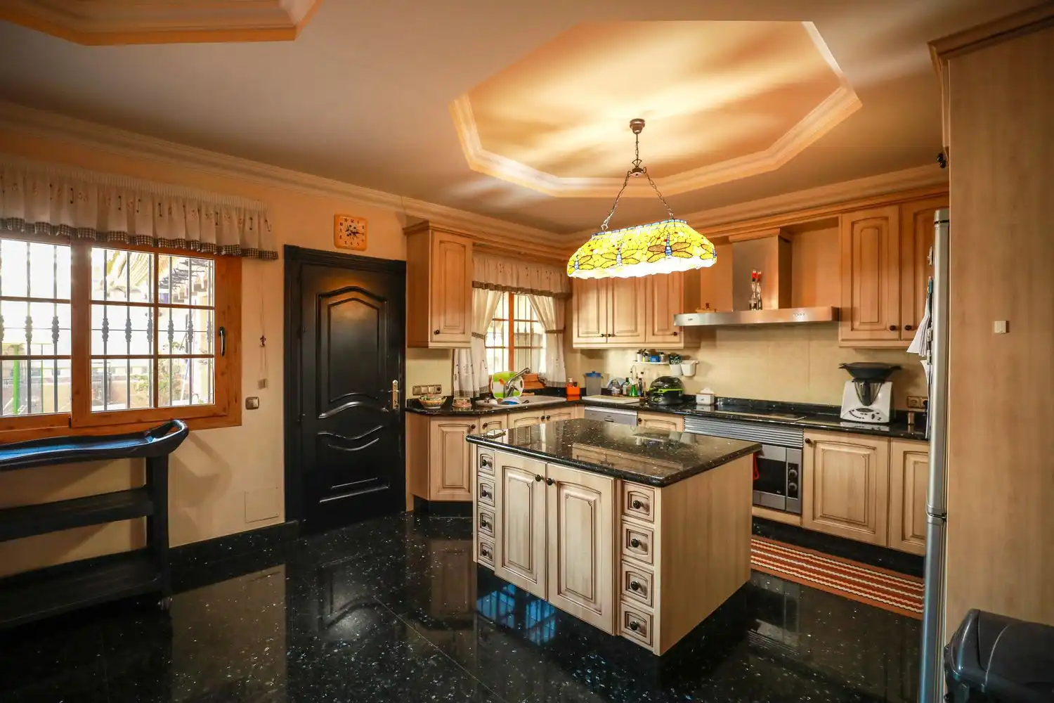 Cocina de Casa o chalet en venta en Pizarra con Aire acondicionado, Calefacción y Jardín privado