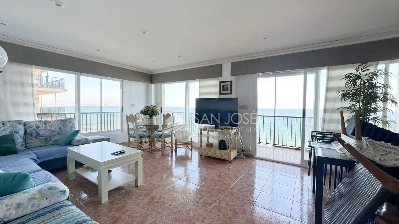Sala de estar de Piso en venta en Elche / Elx con Calefacción, Terraza y Balcón
