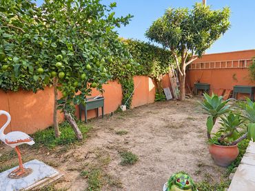Casa a schiera con balcone in vendita a Olivares