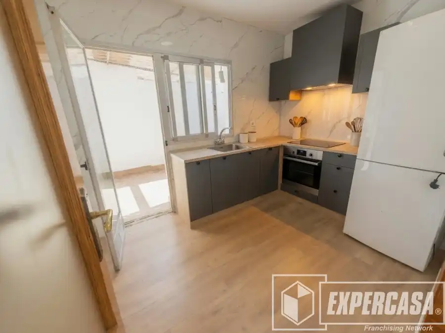 Cocina de Piso en venta en Valencia con Terraza y Trastero