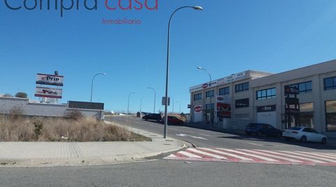 SUELO INDUSTRIAL A LA VENTA