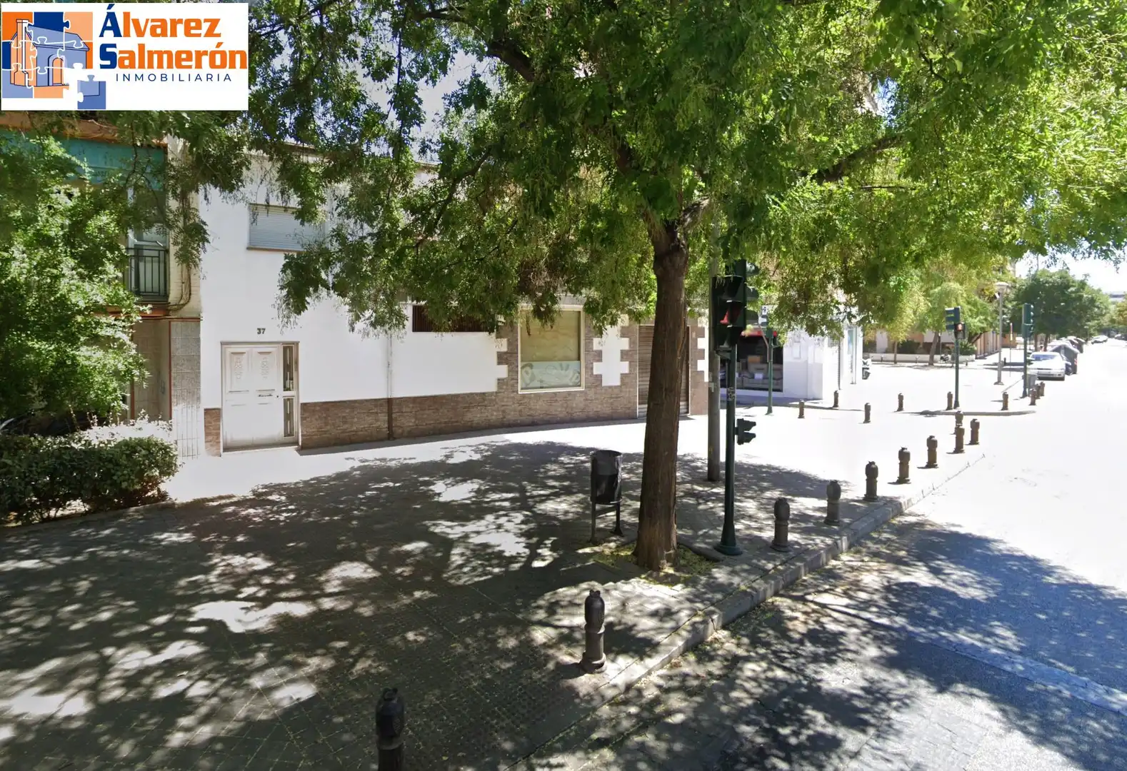 Inmuebles singulares con ascensor en venta en Avenida de Cádiz, imagen 3