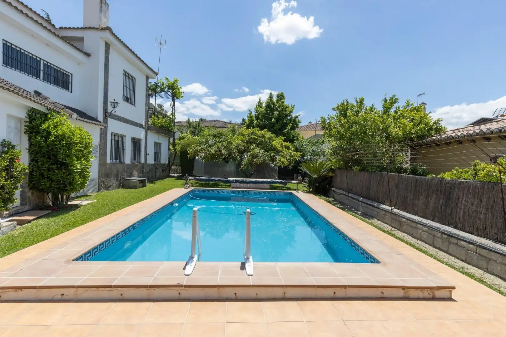 Casa o chalet en venta en Calle Calle Borgoña, Villa de Otura