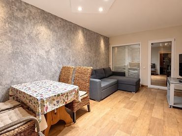 Apartament amb ascensor en venda a Pau Casals