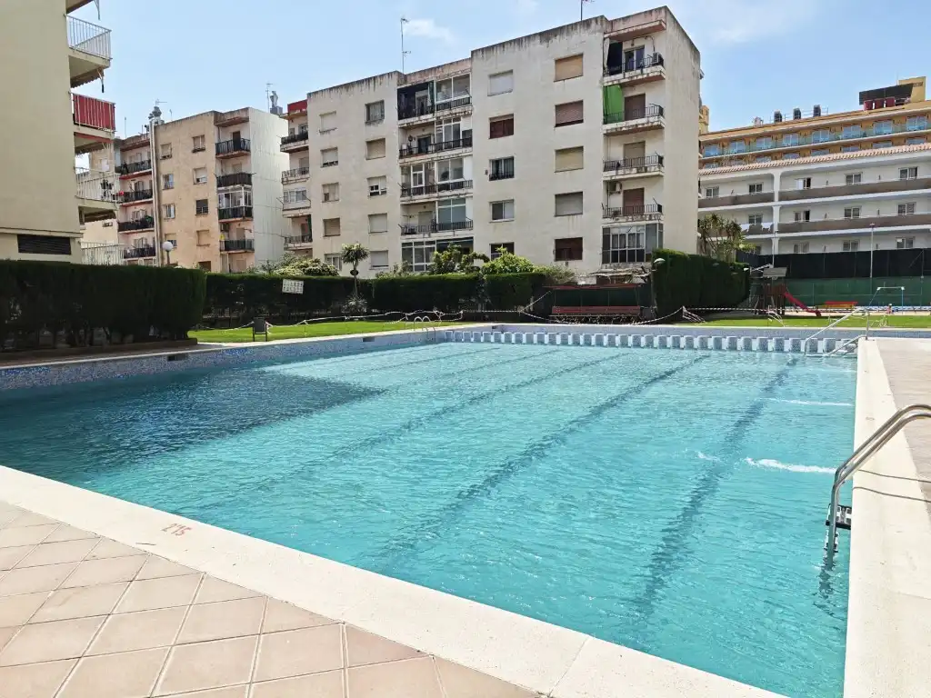 Schwimmbecken von Wohnungen zur Miete in Malgrat de Mar