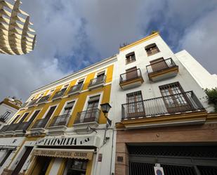 Exterior view of Flat for sale in  Sevilla Capital