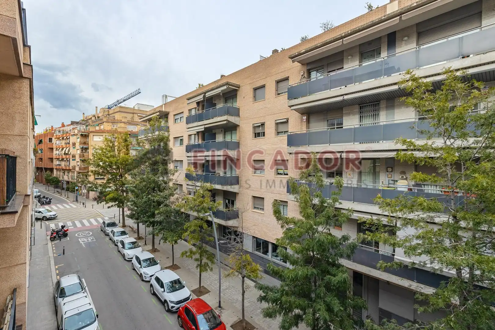 Vista exterior de Piso en venta en Esplugues de Llobregat con Aire acondicionado, Calefacción y Parquet