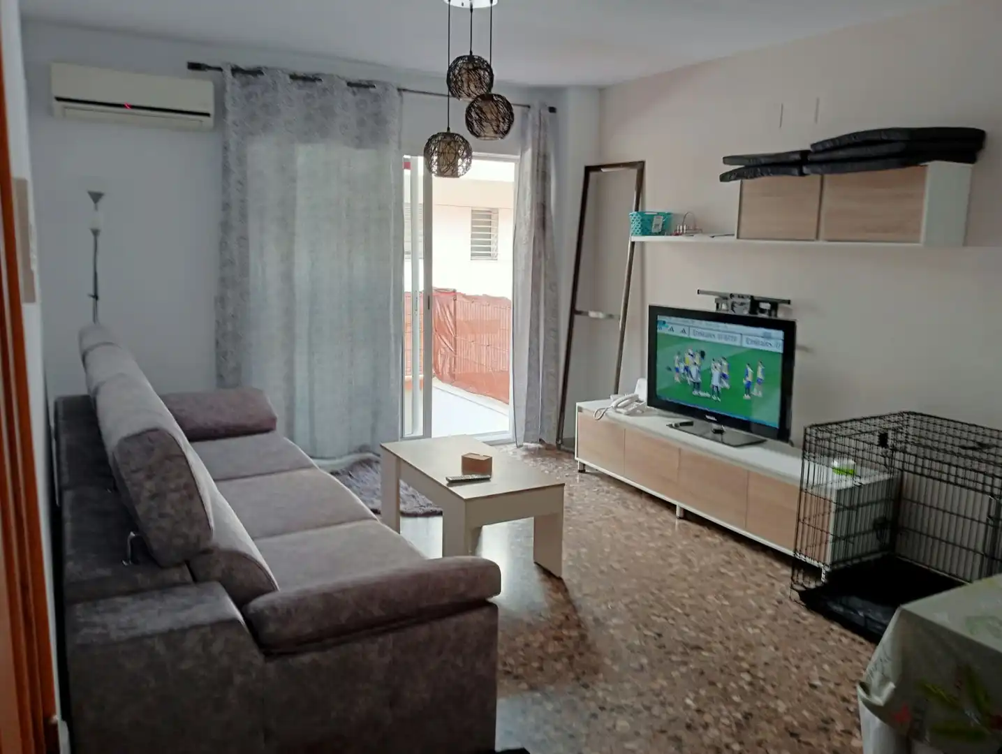 Sala de estar de Piso en venta en L'Alcúdia con Aire acondicionado, Terraza y Trastero