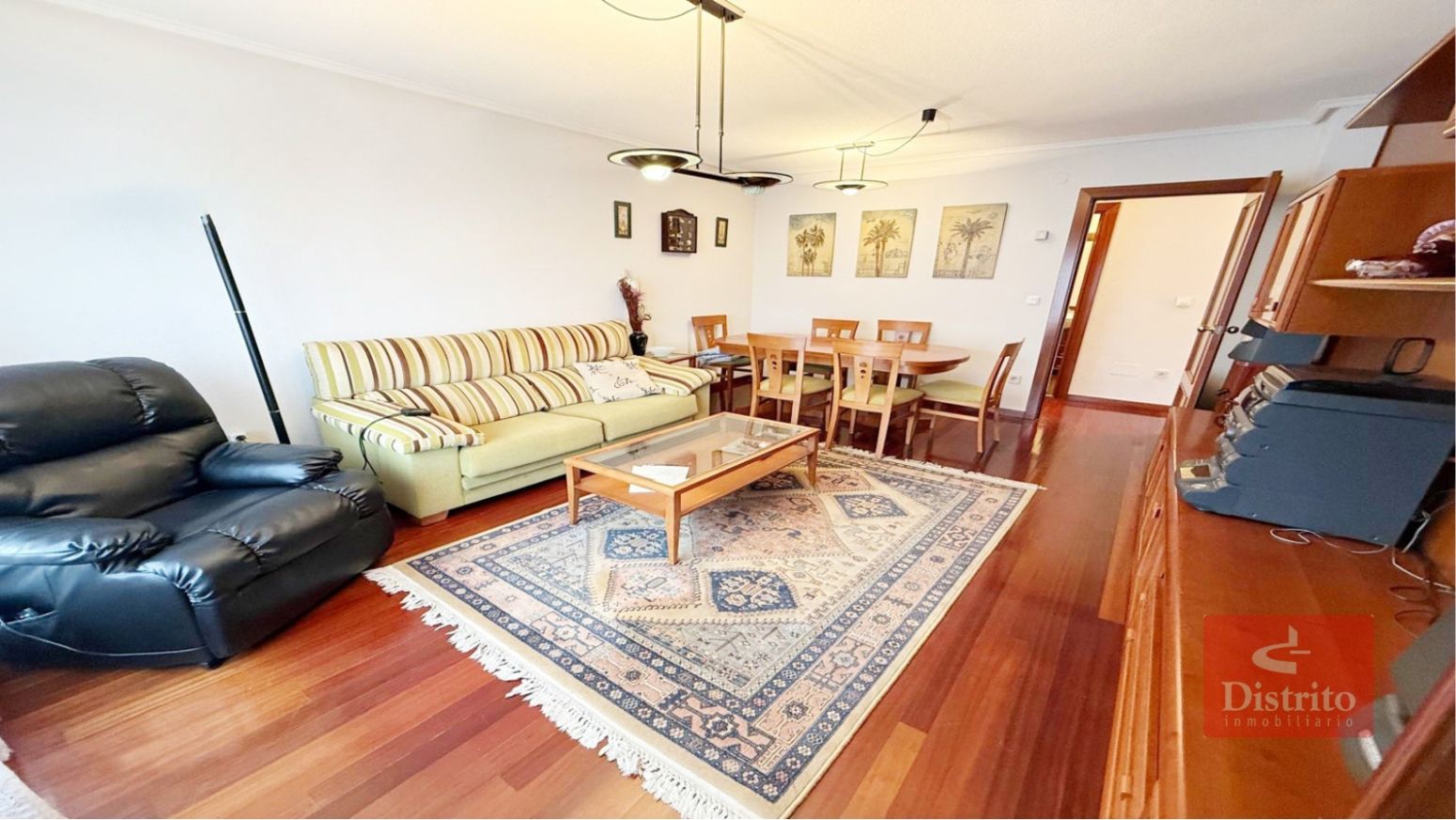 Sala d'estar de Pis en venda en Santander amb Calefacció