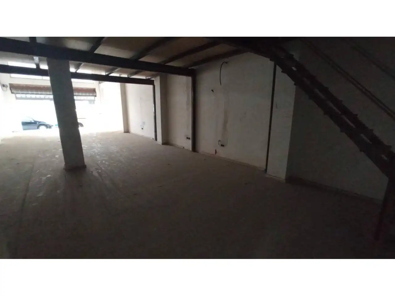 Local comercial en alquiler en Calle Pi y Margall, imagen 5