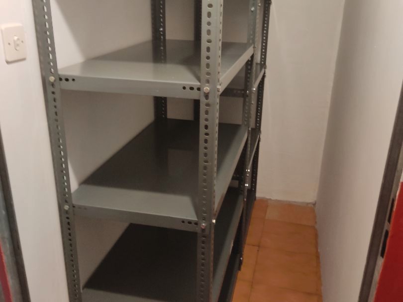 Box room to rent in Oviedo 