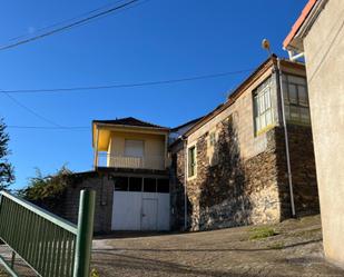 Vista exterior de Casa o xalet en venda en Laza amb Calefacció i Jardí privat