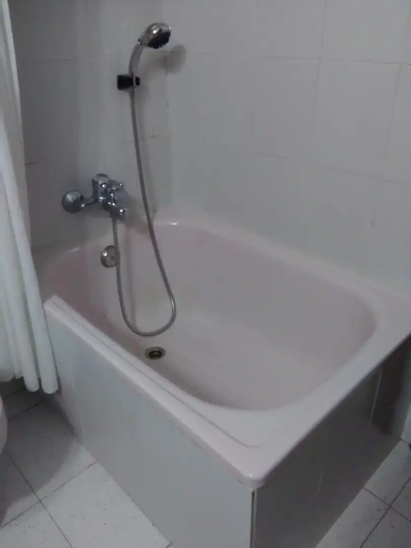 Bany de Pis en venda en Lleida amb Calefacció