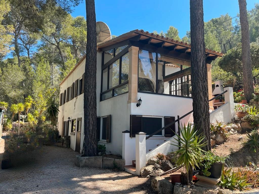 Vista exterior de Casa o xalet en venda en Andratx amb Calefacció i Jardí privat