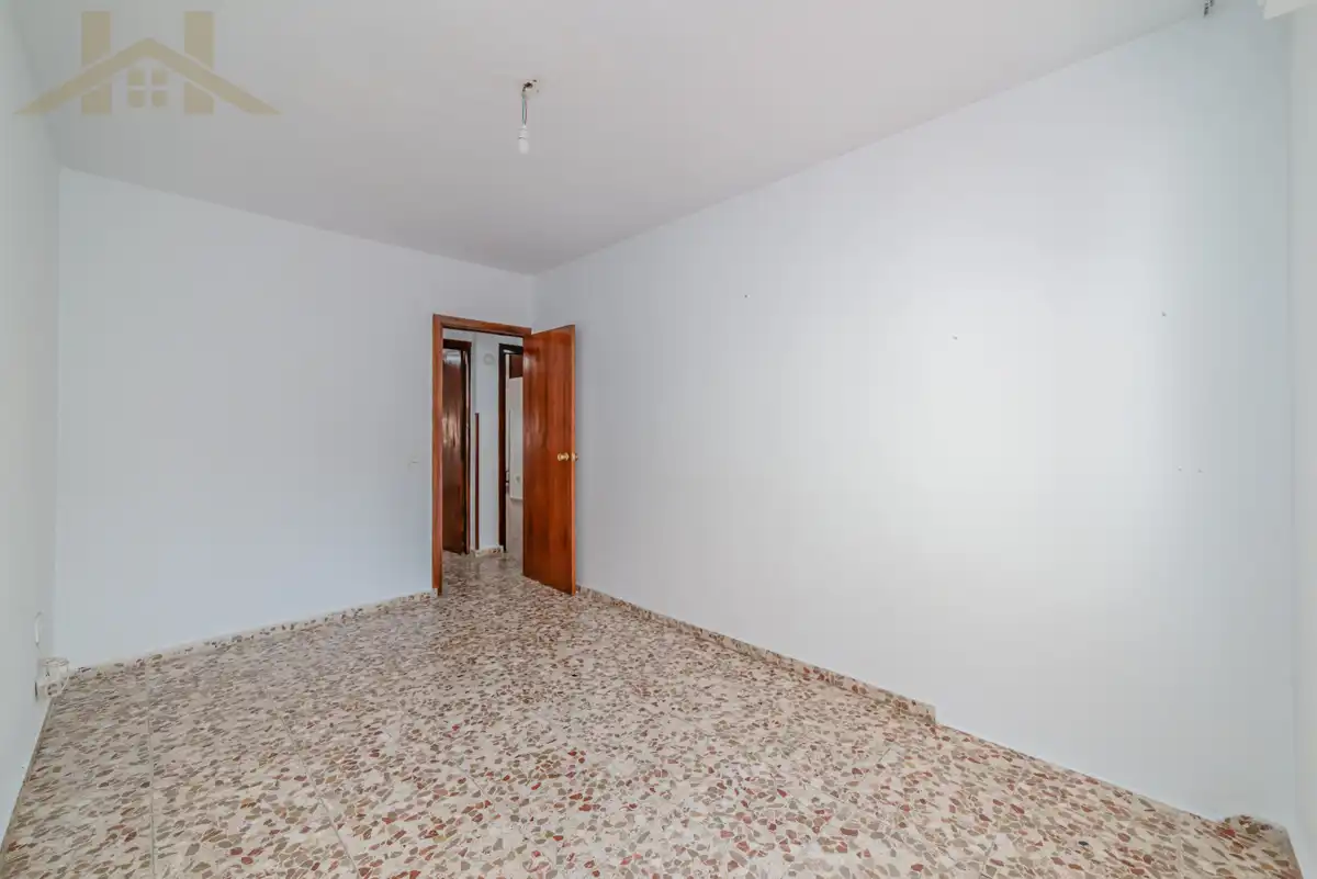Houses for sale in Valdemoro  with Air Conditioner, Heating and Storage room