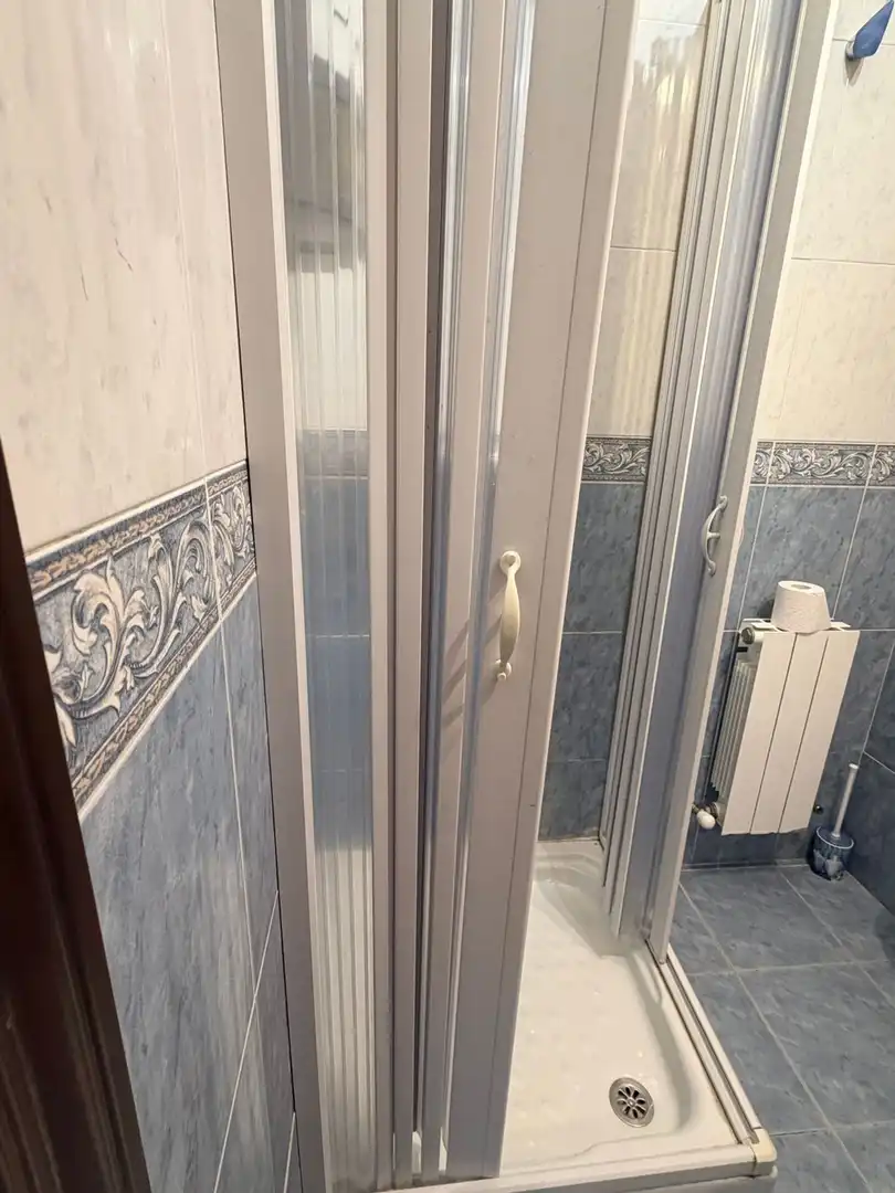 Baño de Piso en venta en Navia con Calefacción y Piscina