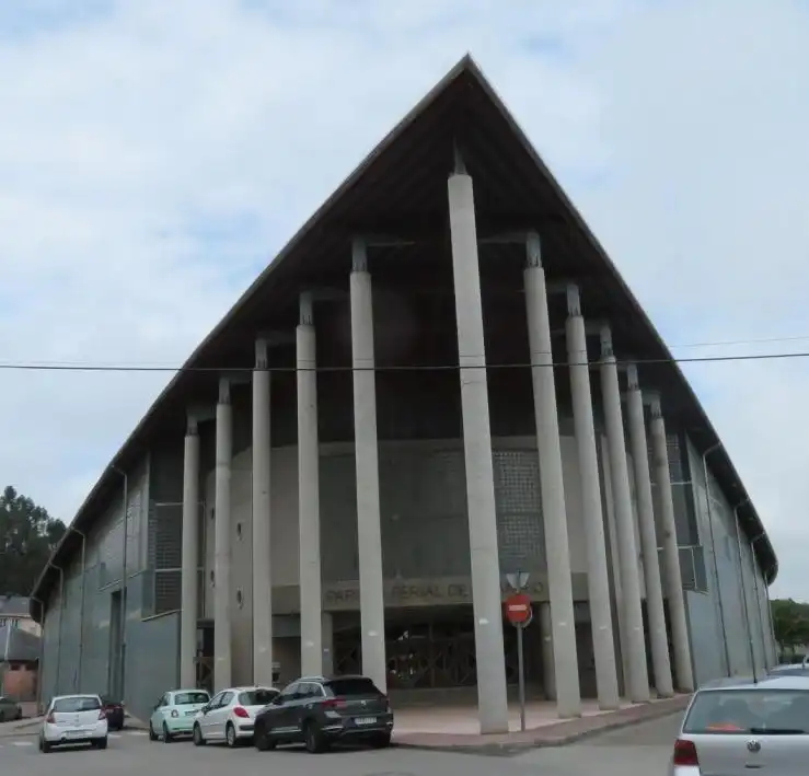 Vista exterior de Casa o chalet en venta en Vegadeo con Terraza y Trastero