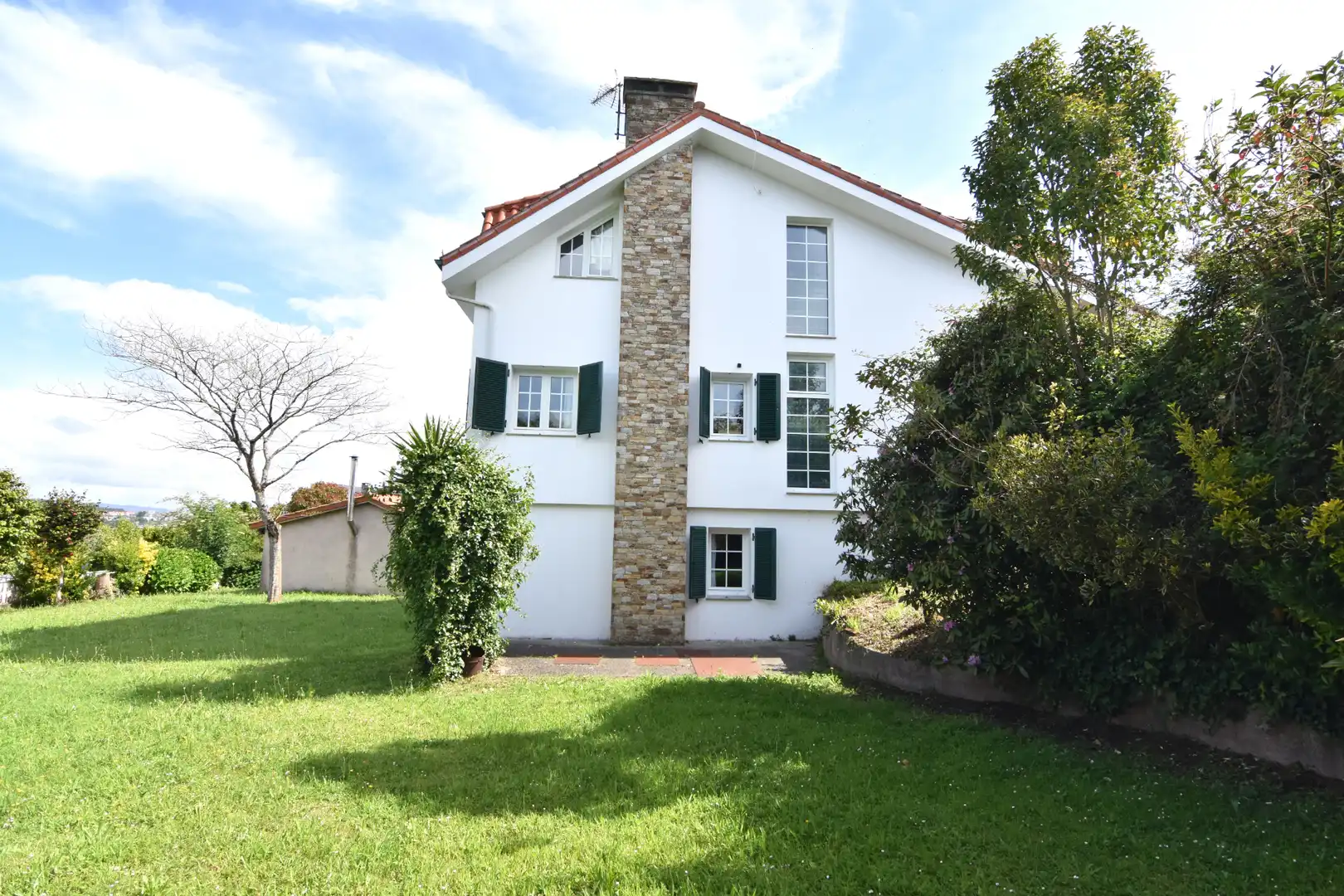Exterior view of Houses for sale in Sada (A Coruña)  with Heating, Private garden and Parquet flooring
