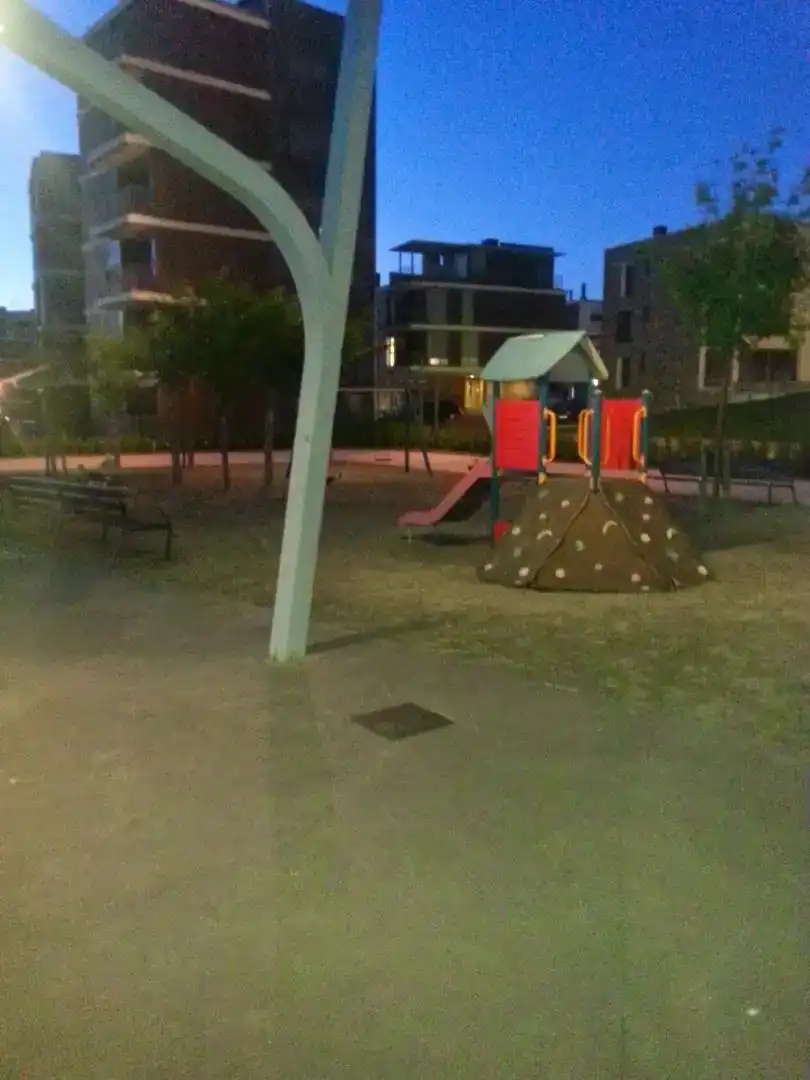 Parking de Dúplex en venta en Biescas con Parquet, Trastero y Piscina