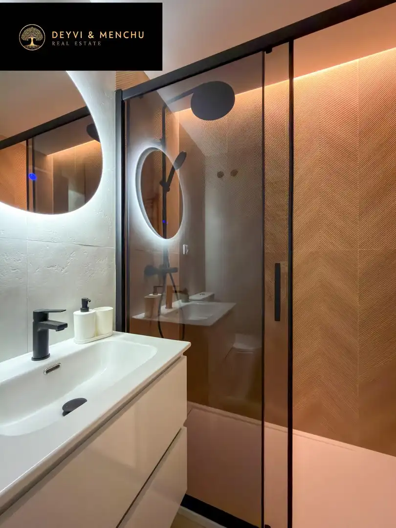 Badezimmer von Wohnung zum Verkauf in Madrid mit Klimaanlage, Heizung und Möbliert