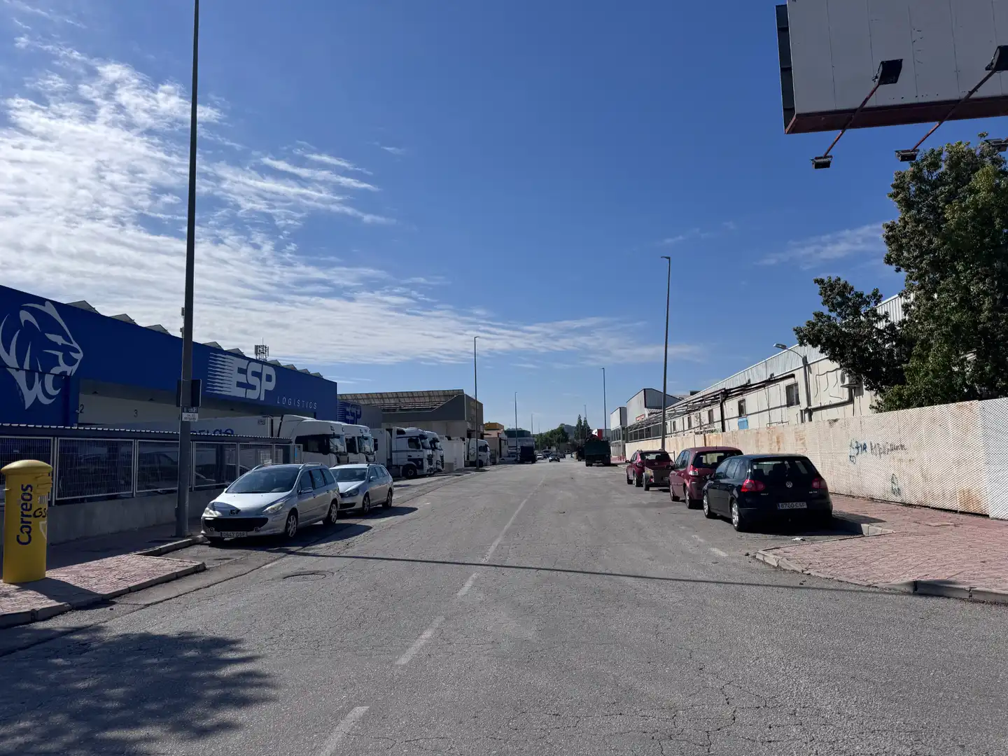 Exterior view of Industrial buildings for rent in Ceutí