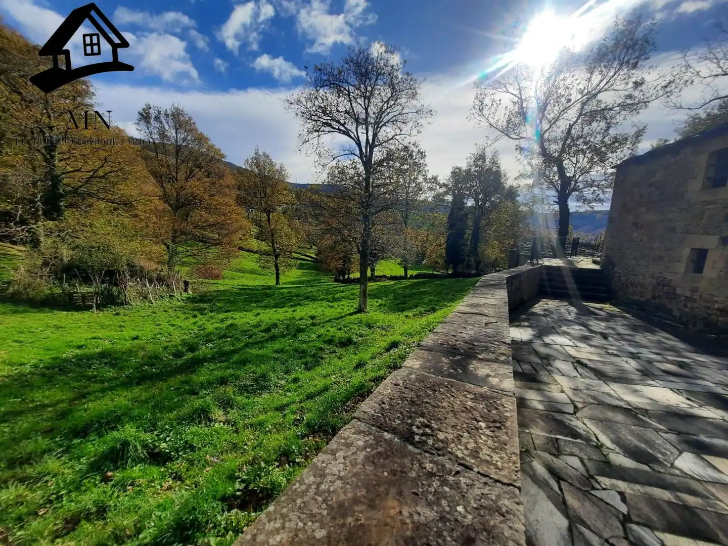 Finca rústica en venda a Luena