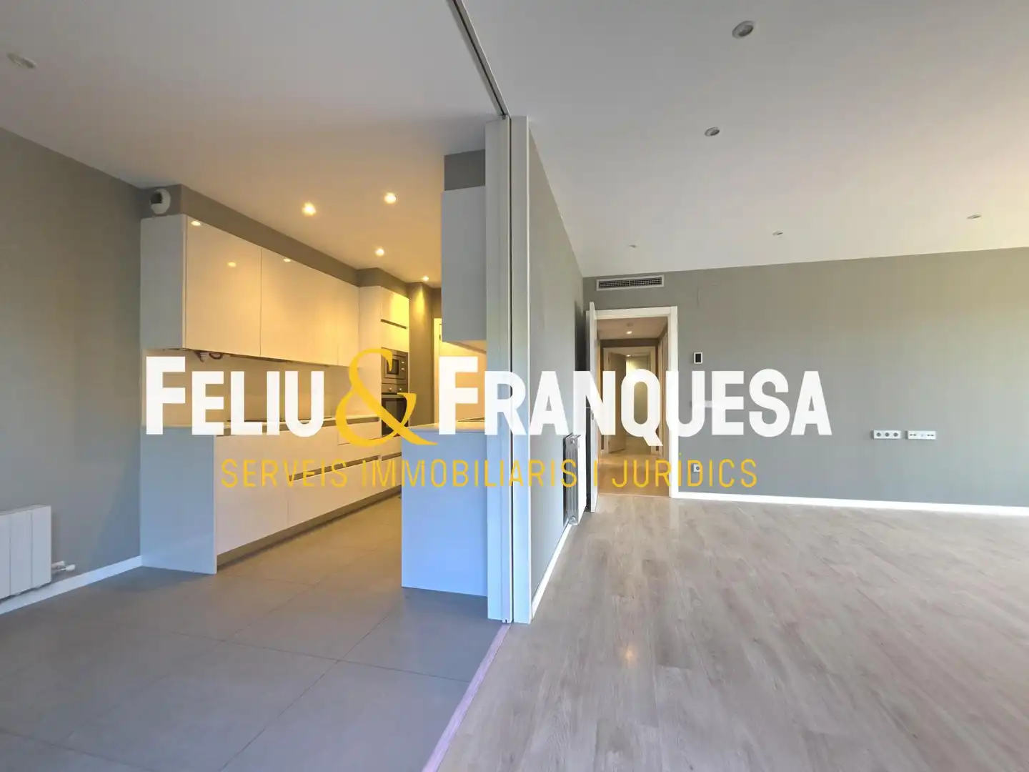 Piso en venta en Sant Cugat del Vallès con Calefacción, Jardín privado y Terraza