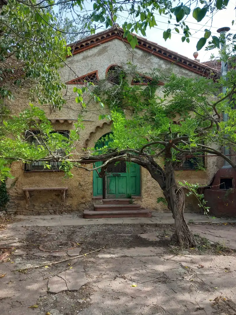 Außenansicht von Country house zum Verkauf in Terrassa