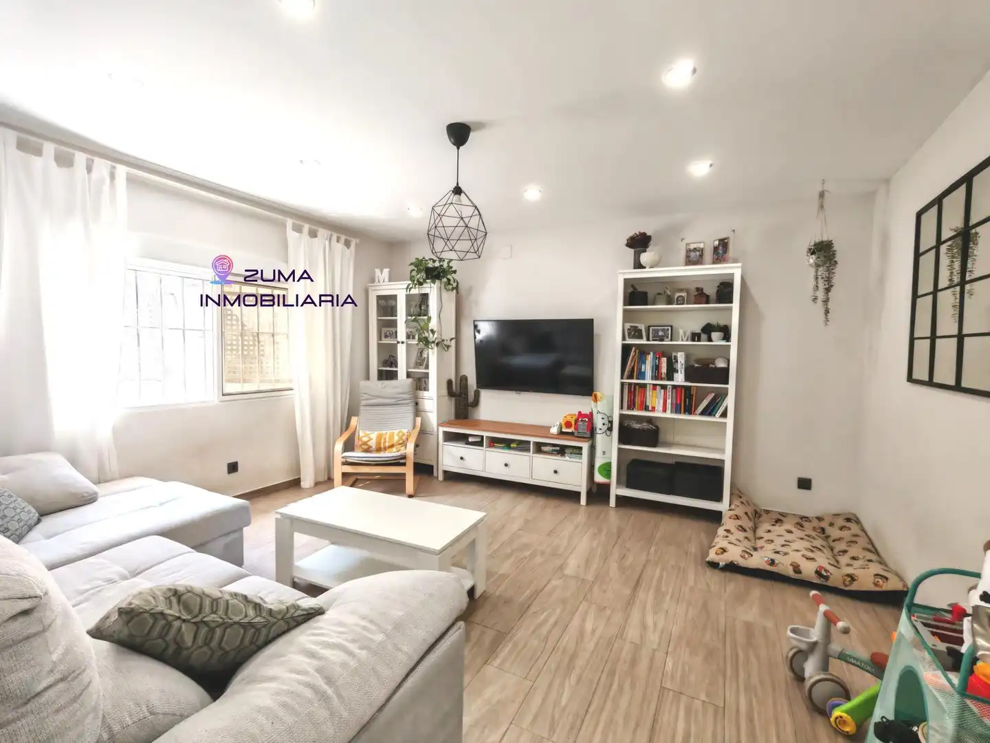 Living room of Detached homes for sale in Málaga  with Air Conditioner and Heating