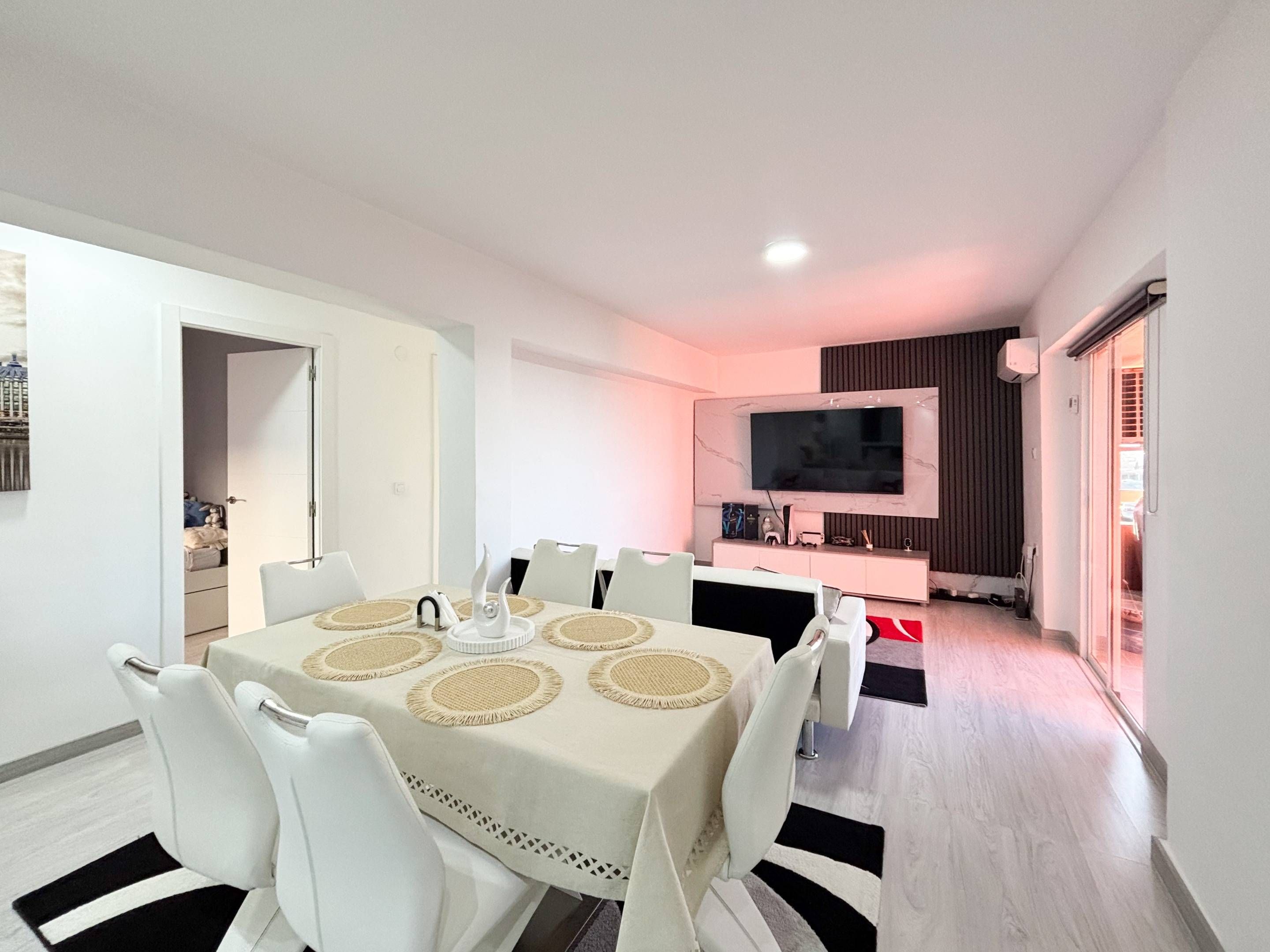 Esszimmer von Wohnung zum Verkauf in  Valencia Capital mit Klimaanlage, Möbliert und Balkon