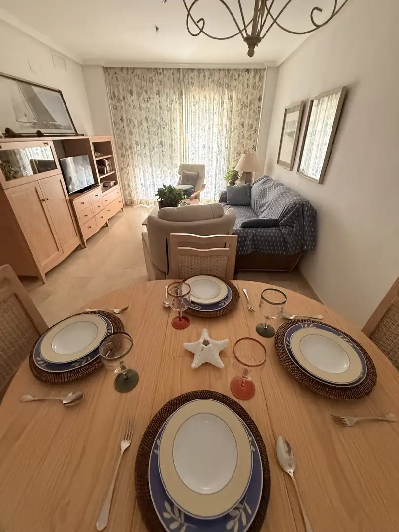 Comedor de Piso de alquiler en L'Alfàs del Pi con Aire acondicionado, Jardín privado y Terraza