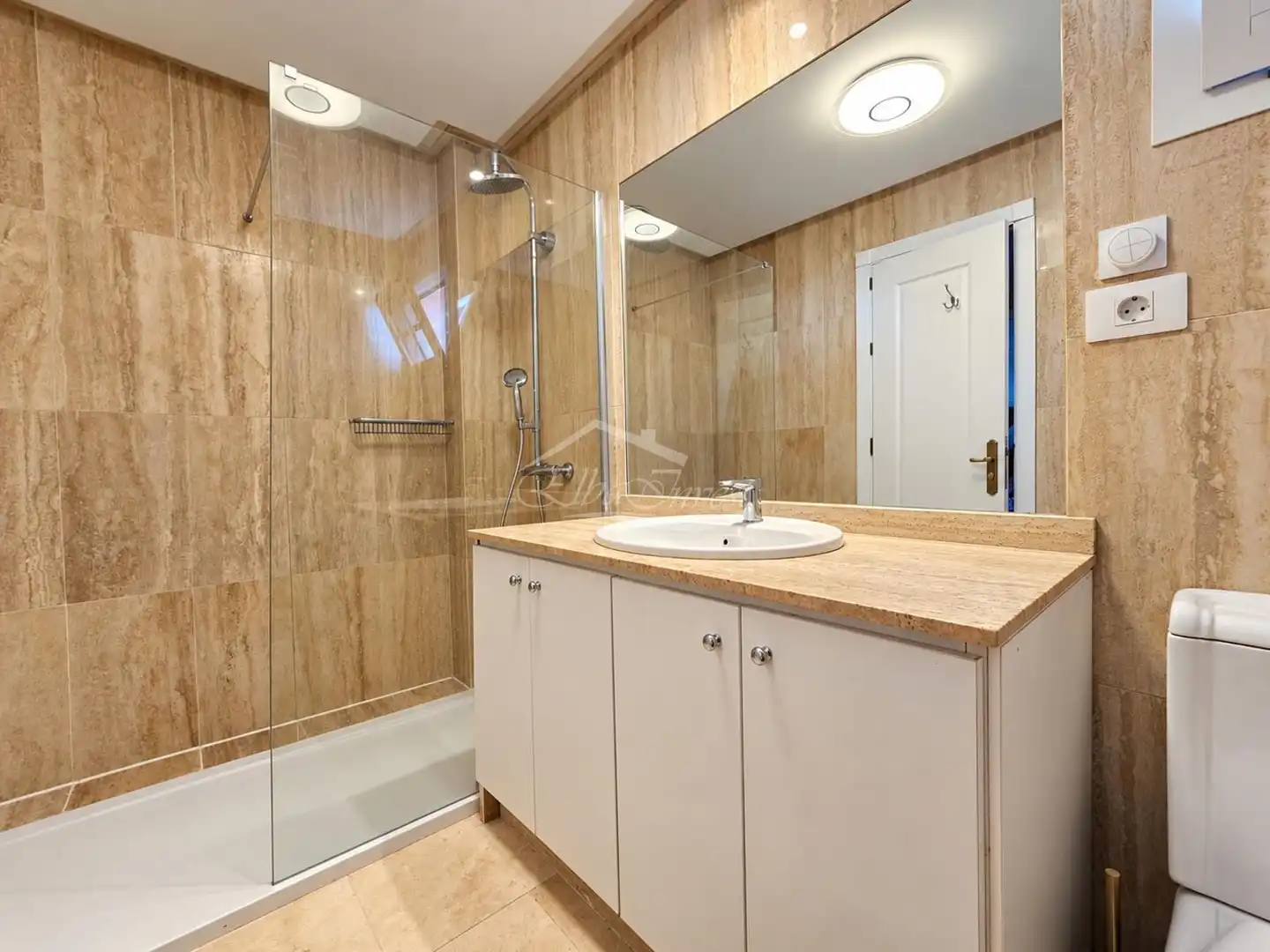 Bathroom of Attic for sale in Costa Adeje