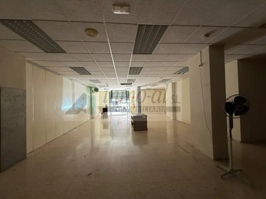 Local comercial de lloguer a Calle Benarabe 10, imagen 6