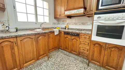 Foto 3 de Piso en venta en Petrer, Alicante