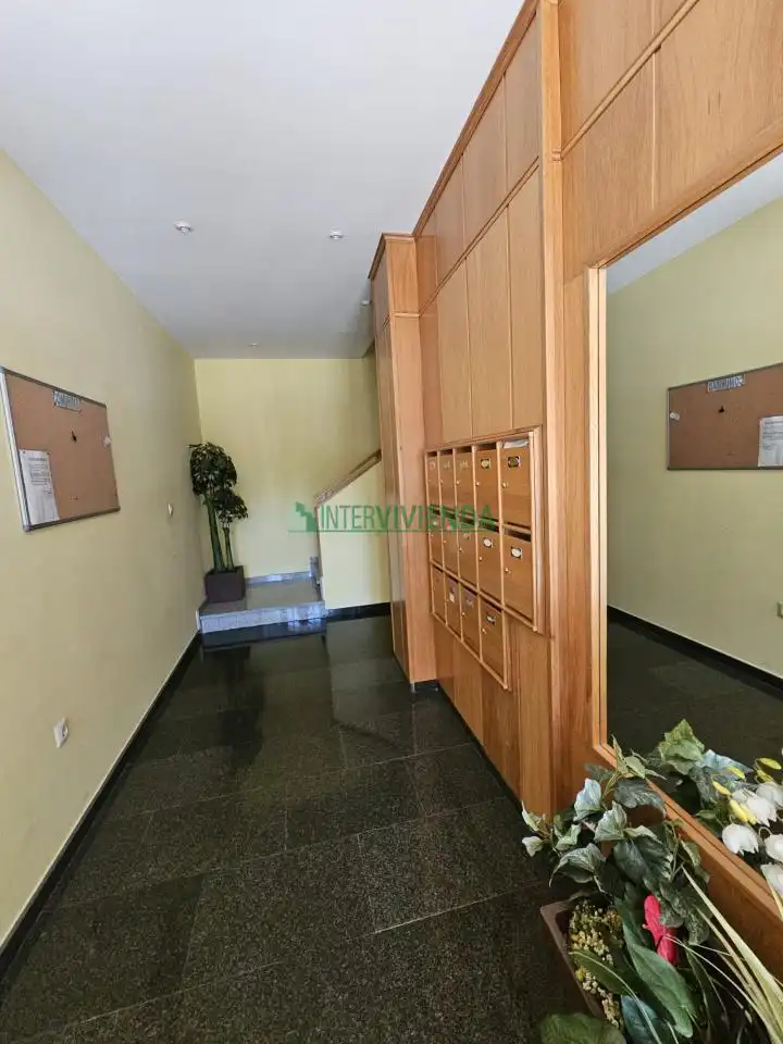 Pis en venda en A Cañiza   amb Calefacció i Parquet