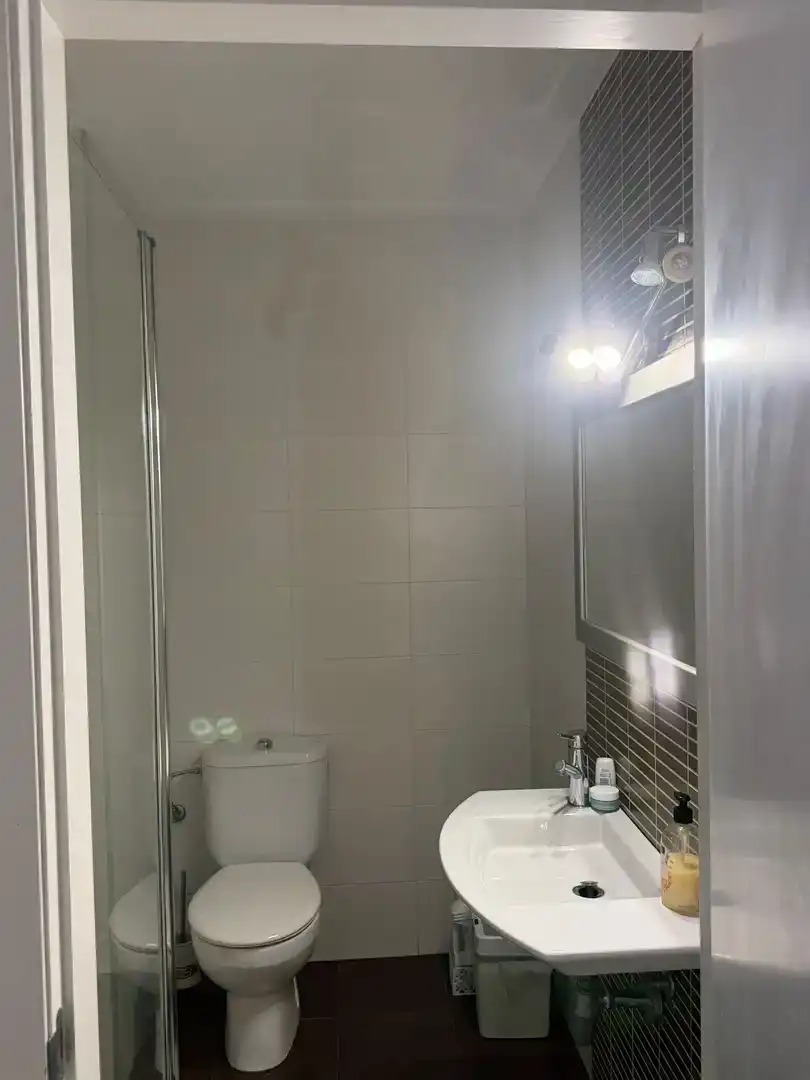 Baño de Piso en venta en Elche / Elx con Aire acondicionado