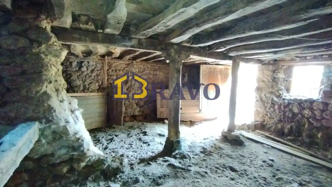 Industrial buildings for sale in Medina de Pomar